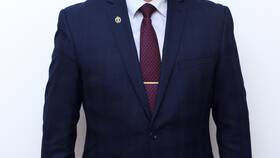 Что означает наложение ареста на имущество в Дефиле